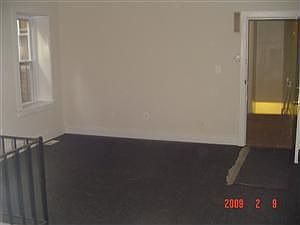2nd image of 1529 W Baltimore St APT B