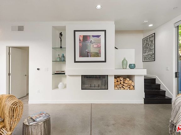 4th image of 4274 Perlita Ave