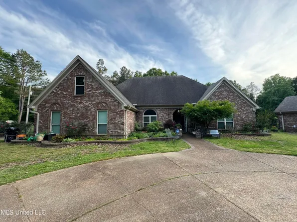 99 River Ridge Cir, Byhalia, MS 38611