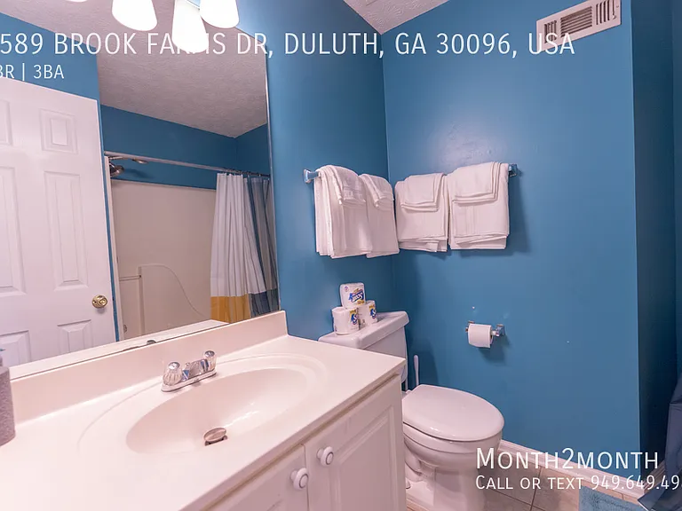 4589 Brook Farms Dr #USA — Photo 35