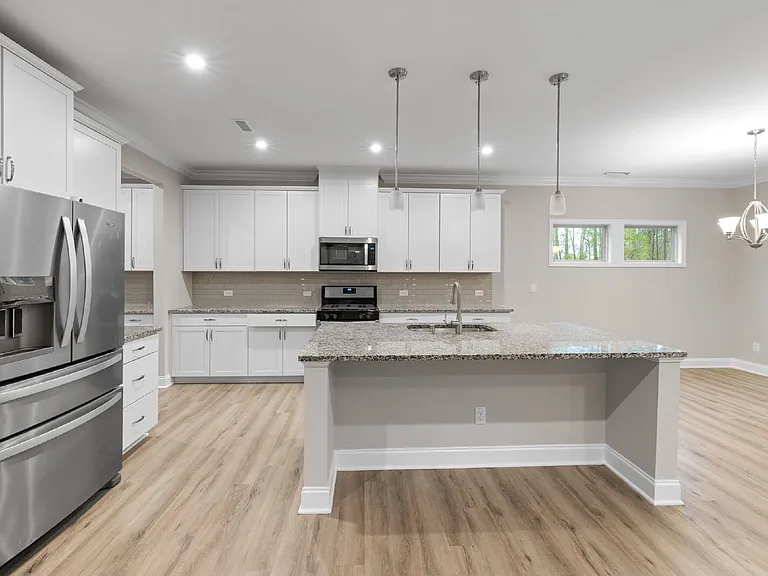 1021 Talbot Pl — Photo 1