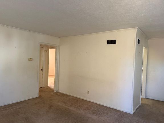3rd image of 728 S Washington Ave