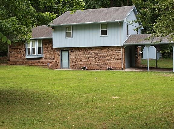 2nd image of 230 Slayden Cir