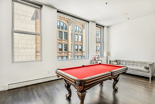 Rented by Compass | media 22