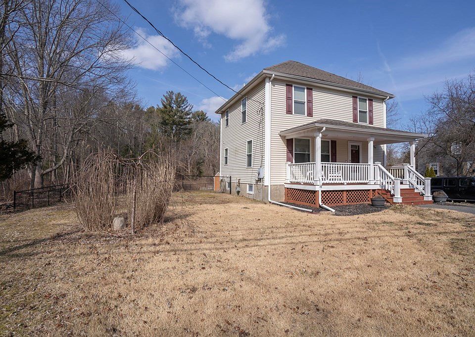 403 Tremont St, Taunton, MA 02780 | Zillow