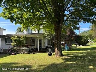 2nd image of 62 Maple St