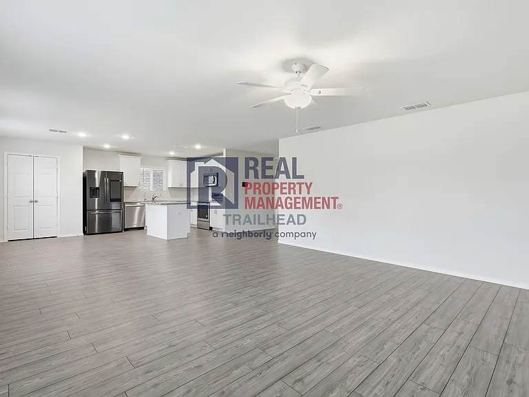 10104 Whitedown Dr — Photo 5