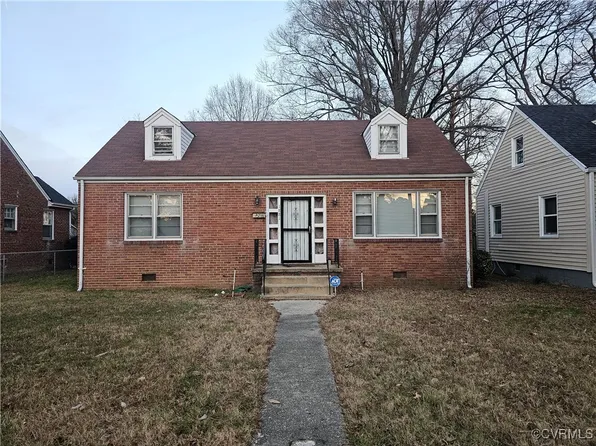 1881 Monticello St, Petersburg, VA 23805
