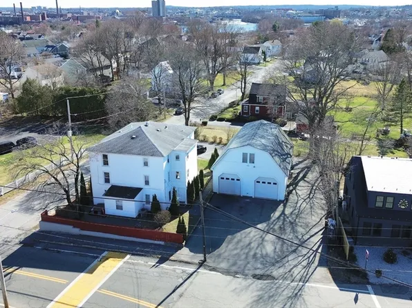 56 Henry Ave, Dracut, MA 01826