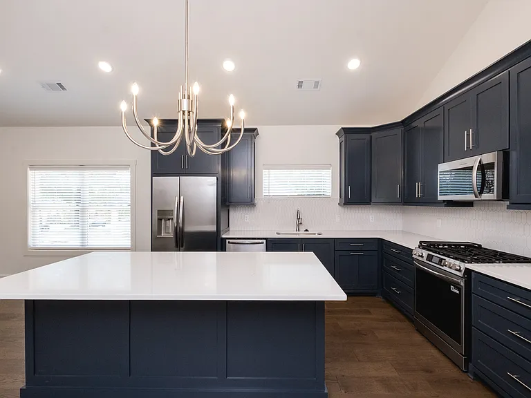 106 Pearl Ave — Photo 6