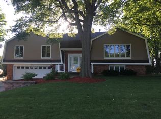 419 11th St NE, Clarion, IA 50525