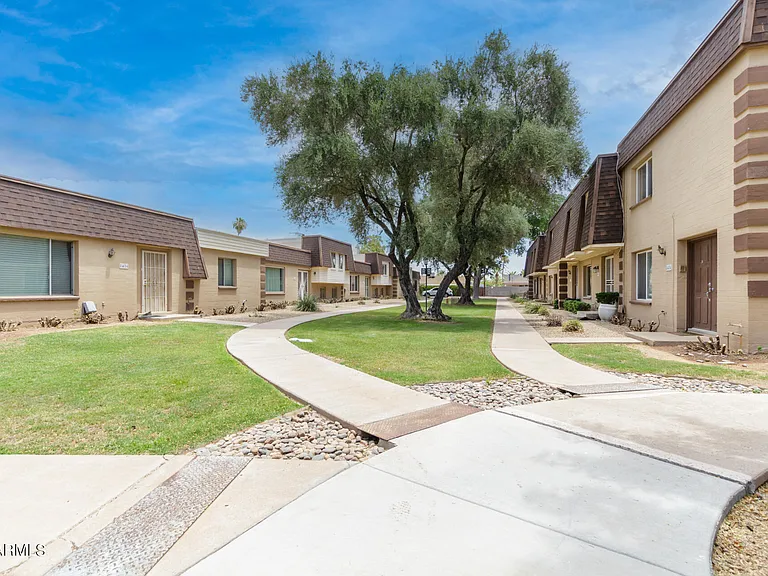 8482 E Chaparral Rd — Photo 3