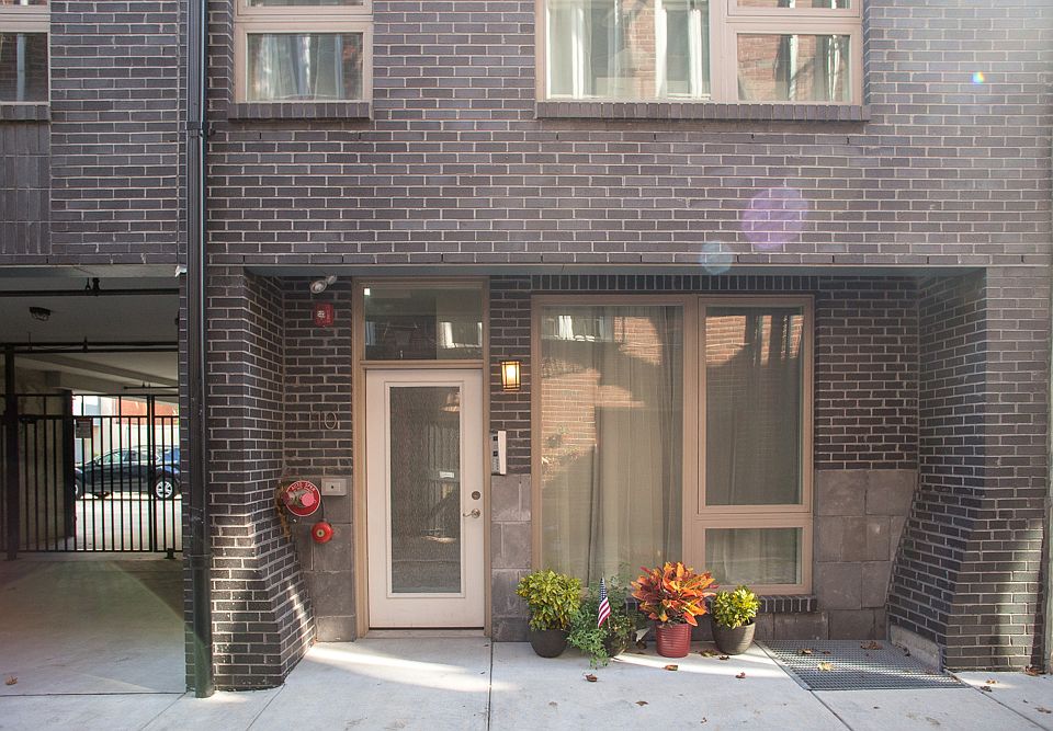 1st image of 110-112 S Naudain St #2
