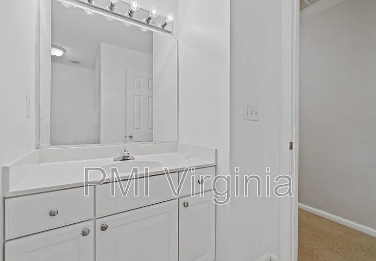 4620 Lee Ave — Photo 27
