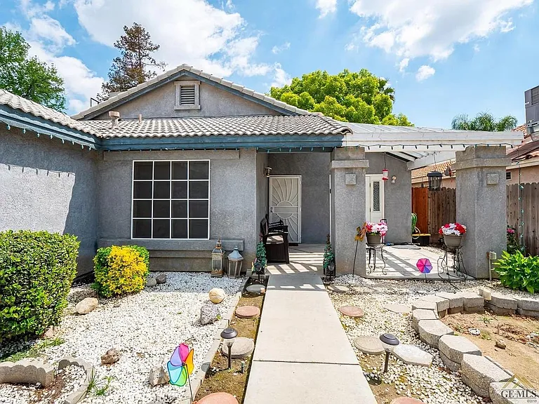 7502 Chilibre St — Photo 2