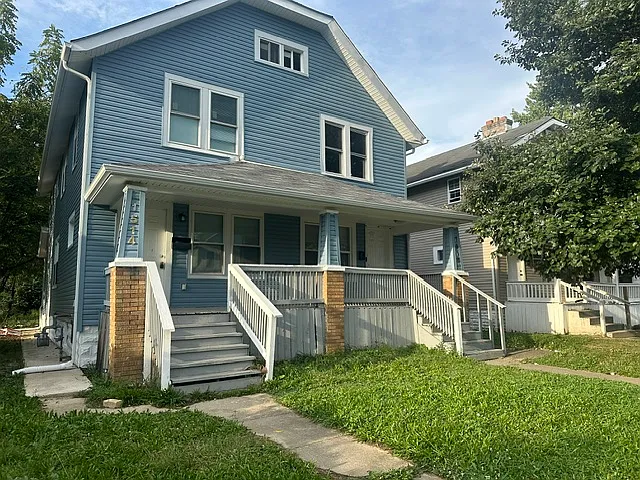 3 bed, 1.5 bath, 1288 sqft, $1,450 — Photo 2