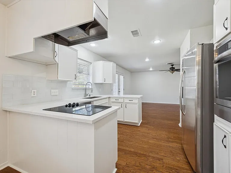 9642 Judalon Ln — Photo 10