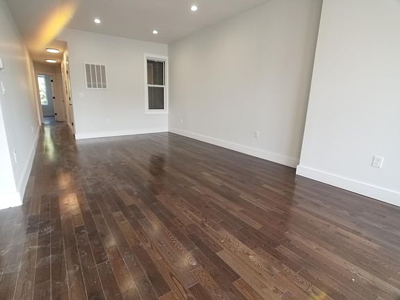 3rd image of 522 W Side Ave #1