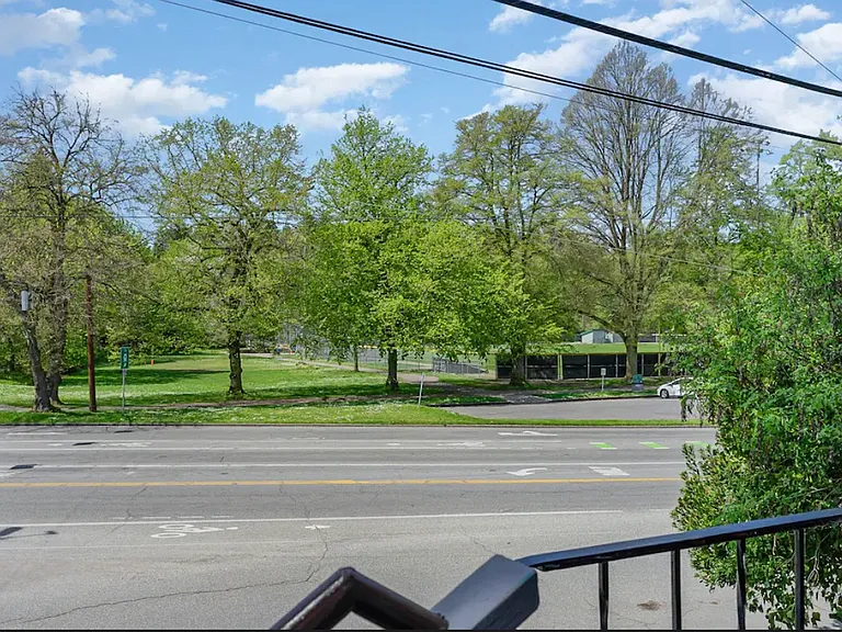 5002 Green Lake Way N #A — Photo 3