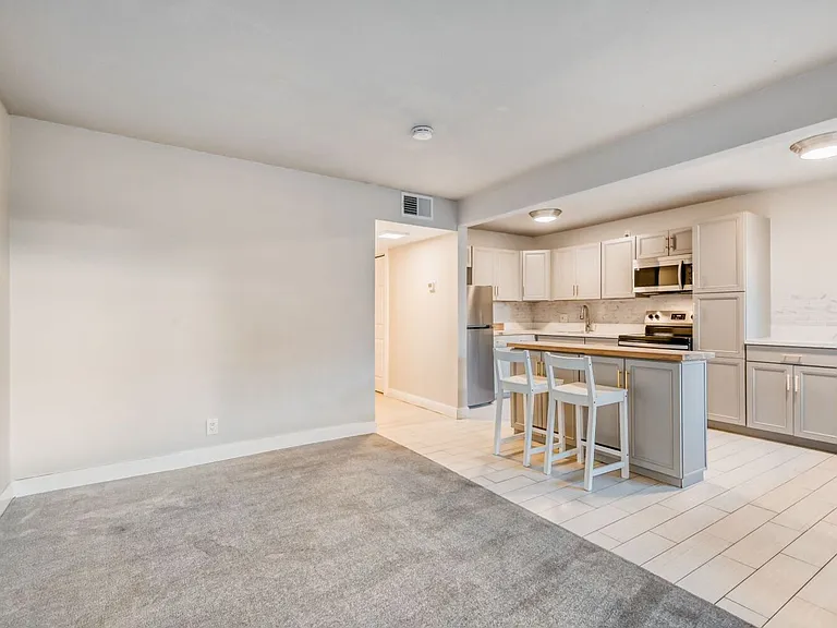 304 Orland St #38 — Photo 7