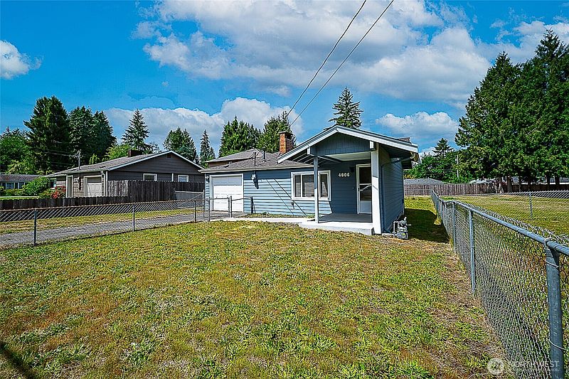 3rd image of 4808 15th Avenue SE