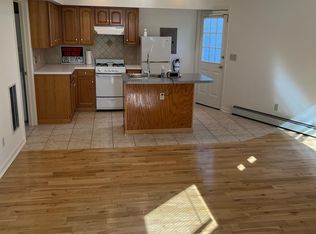11 Elm St, Madison, NJ 07940