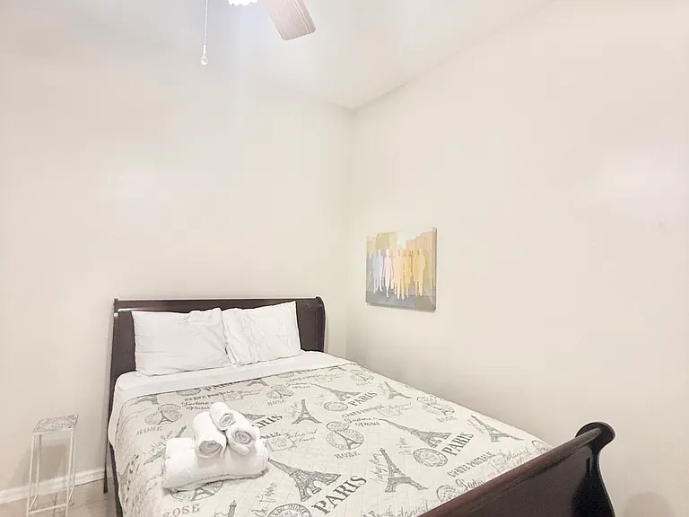 7 NE 17th Pl — Photo 57