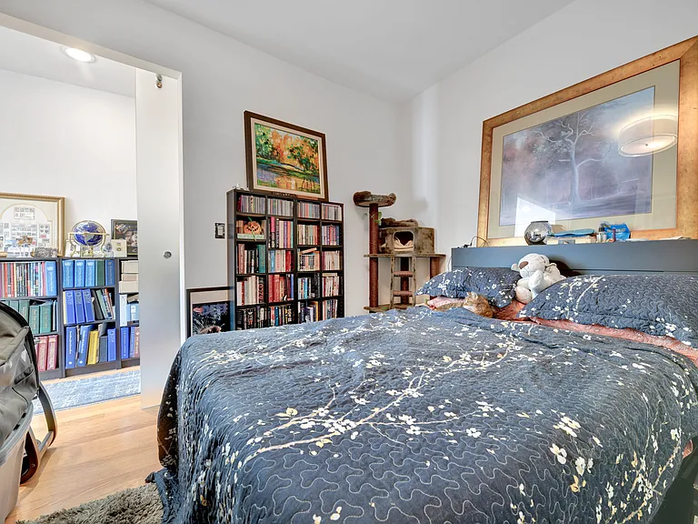 435 R St NW #302 — Photo 9