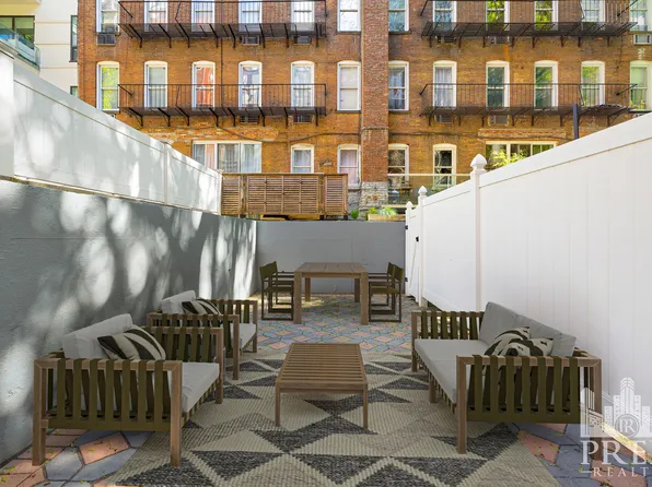 335 E 81st St, New York, NY