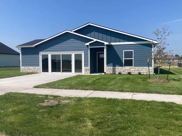1337 Robin Dr, McPherson, KS 67460