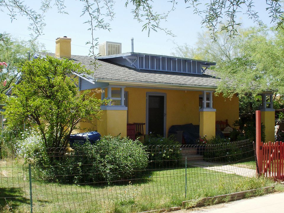 2nd image of 939 N 9th Ave
