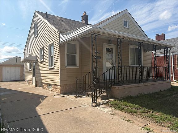 2nd image of 6055 Kendal St