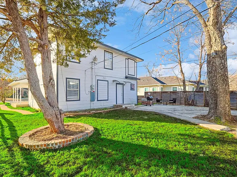 702 N Edgefield Ave — Photo 34