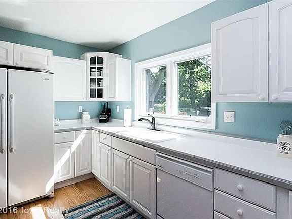 5th image of 907 37th St