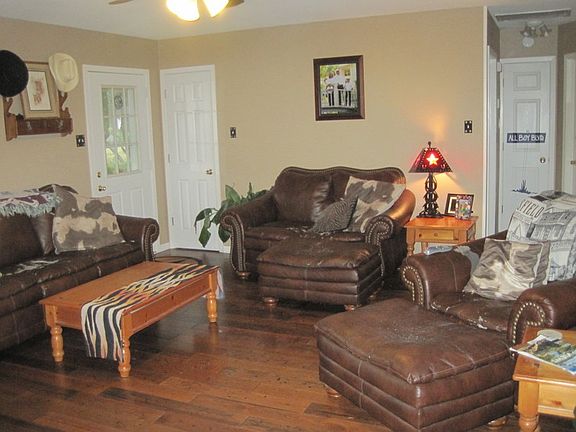 2nd image of 416 Timberbrook Dr
