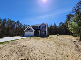 8335 Carlton Creek Ln, Rothbury, MI 49452
