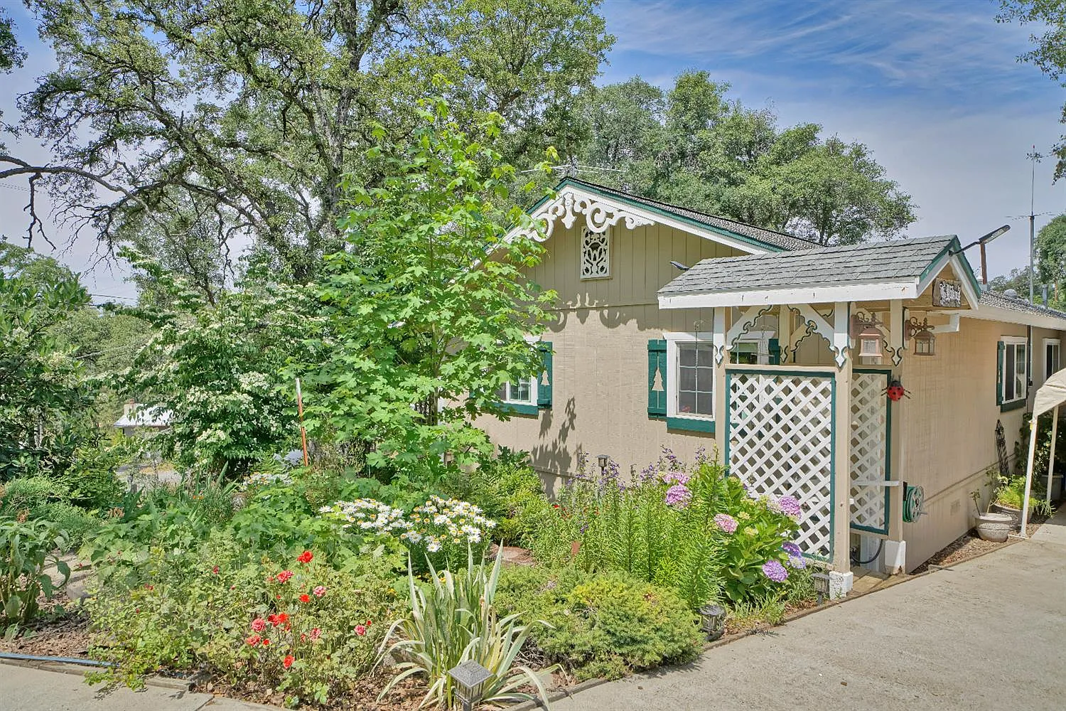 4531 Panorama Dr photo 1
