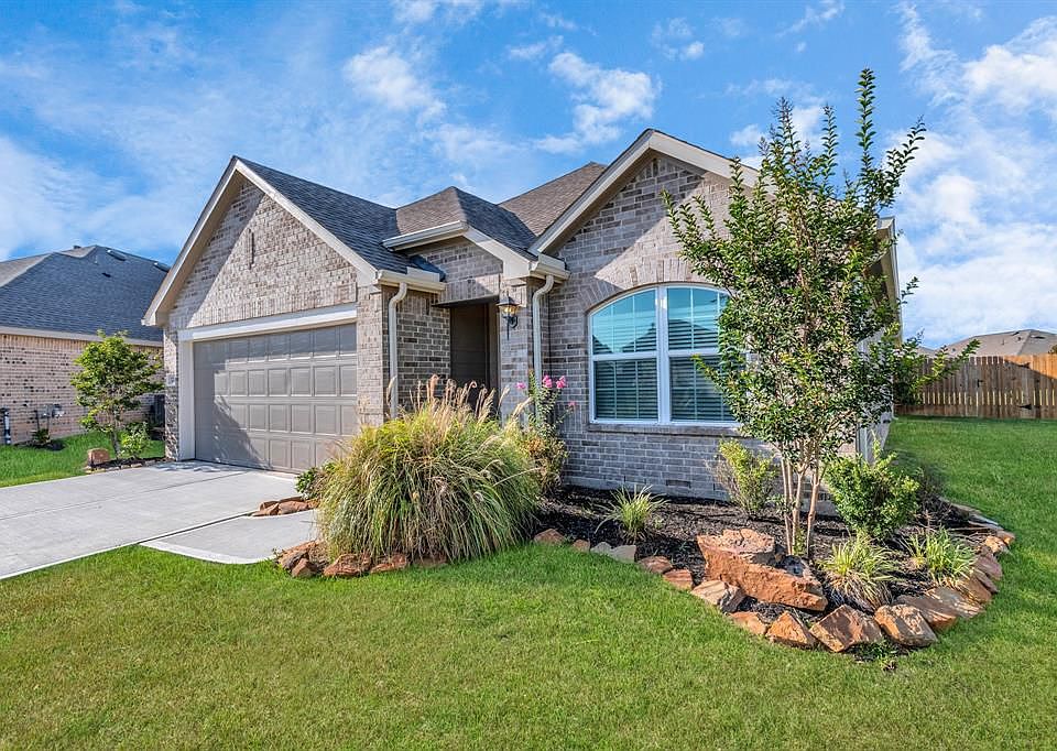 1st image of 3214 Star Jasmine Ln