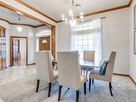 4th image of 7408 Niblick Way