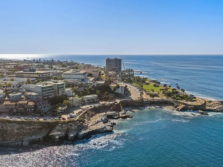 1241 Coast Blvd — Photo 56