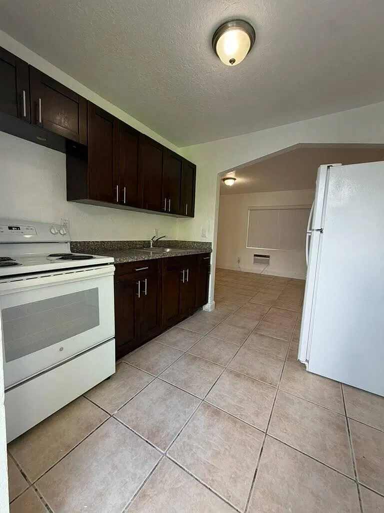1 bed, 1.0 bath, 1692 sqft, $1,700 — Photo 3