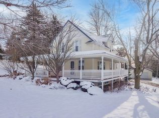 1706 144th Ave, Dorr, MI 49323