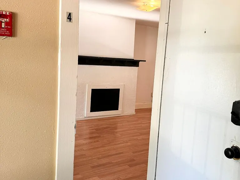 621 S Adams St — Photo 25