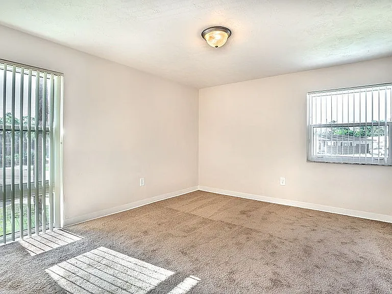 870 Sq. Ft. Bedroom - Resized