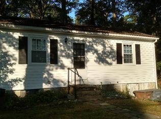 76 S Edgewood Rd E, Lyme, CT 06357