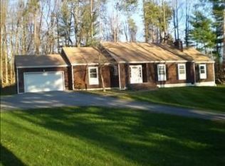 44 Hill And Hollow Rd, Hyde Park, NY 12538