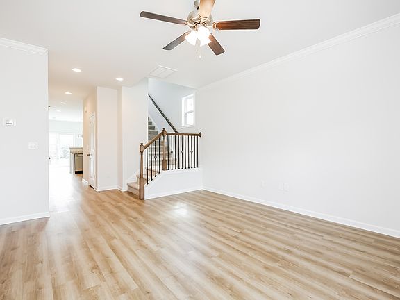 2nd image of 151 Highland Park Ct
