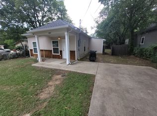 2805 Walker St, Fort Worth, TX 76105
