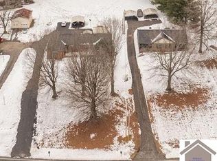 5030-5036 Benton Rd, Paducah, KY 42003