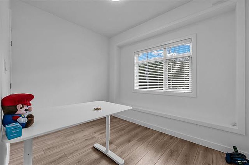 Richmond Townhouse for rent - 3 Bedrooms — photo 15